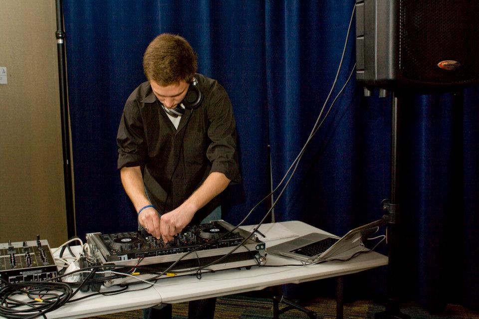 djdpic2.jpg