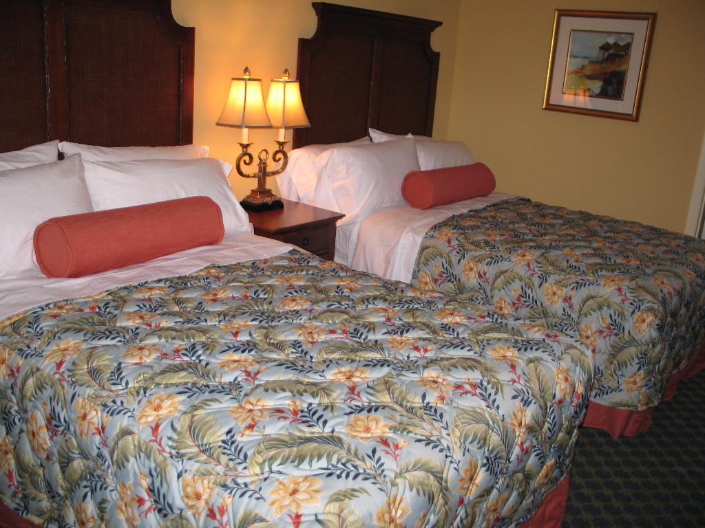 Holiday Pavilion Oceanfront Condo Bedroom