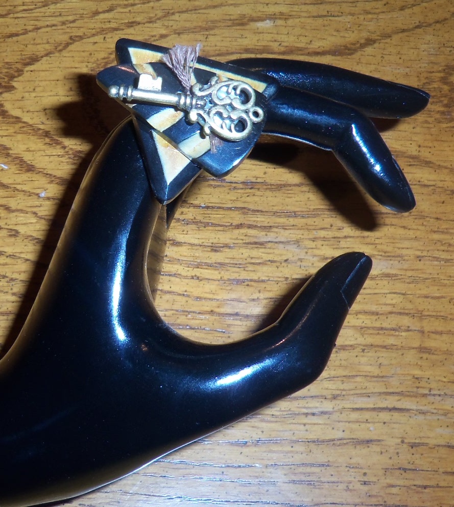 Key Ring, oversized