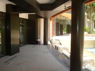 panel de aluminio ALPOLIC en Columnas pies neutros trabes