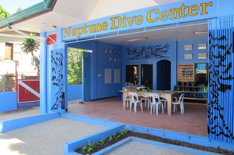 Neptune Dive Center
