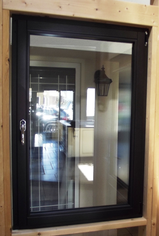 ACCOYA wood Tilt & Turn window1