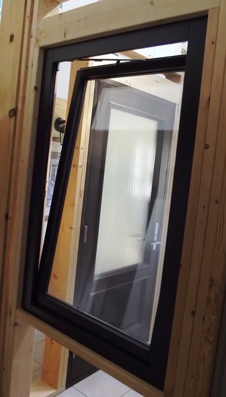 ACCOYA wood Tilt & Turn window3