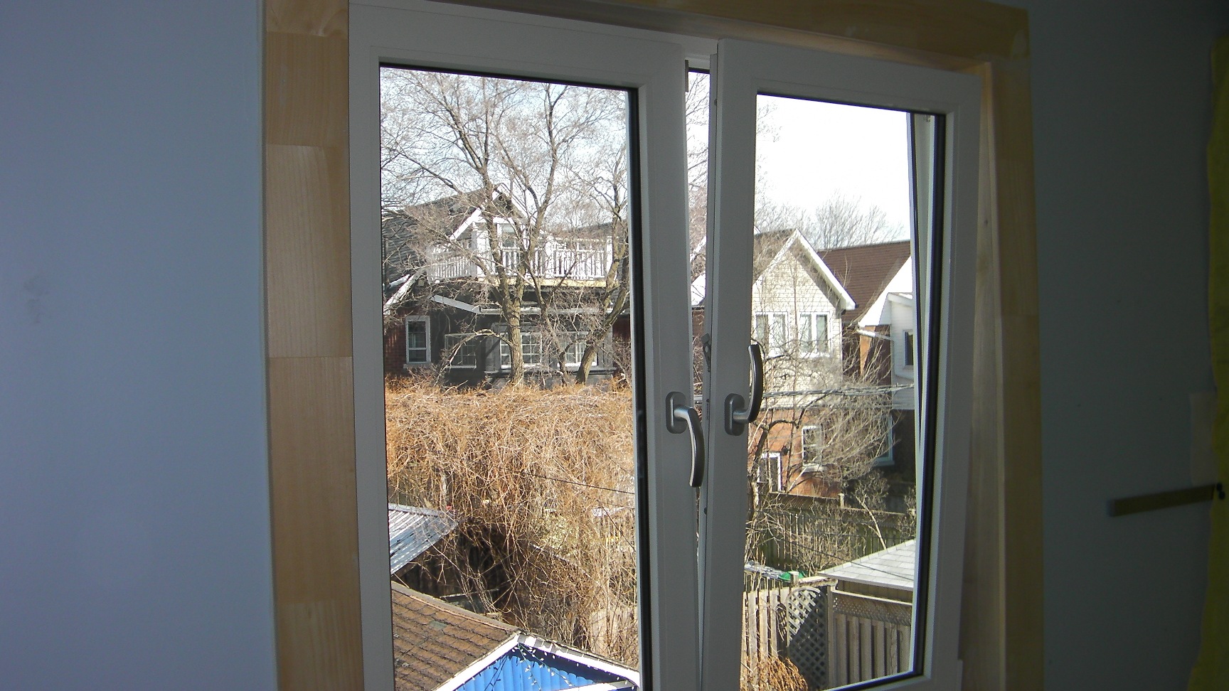 European Tilt Turn vinyl windows