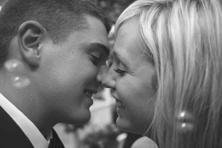 First kiss at a North Georgia Wedding
