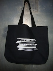 v8 Tote