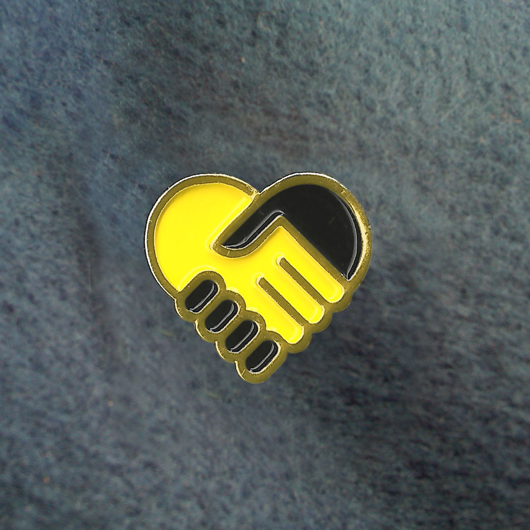 Heart Shake Pin