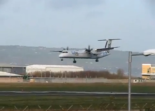 വിമാന ലാന്‍ഡിംഗ് പരാജയം 