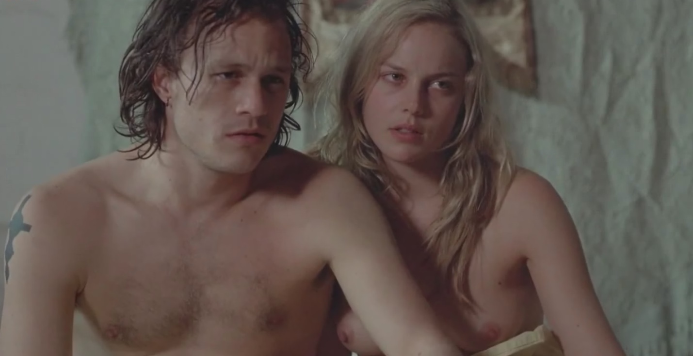 Abbie Cornish nude in bed