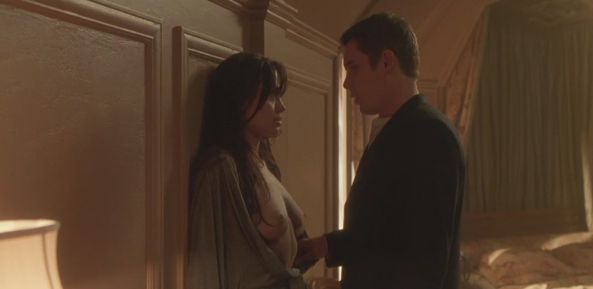 Angelina Jolie sex video