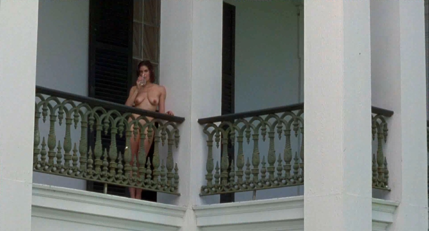 Teri Hatcher naked on the balcony